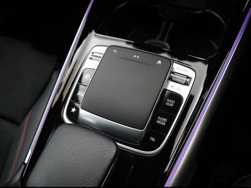 MERCEDES-BENZ GLB CLASS